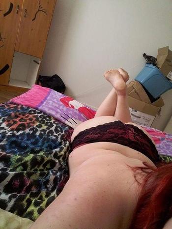 , 23  female escort, Montreal