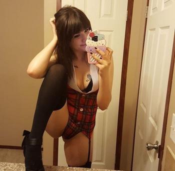 , 20  female escort, Montreal