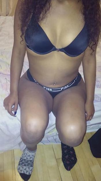 , 19 African American female escort, Montreal