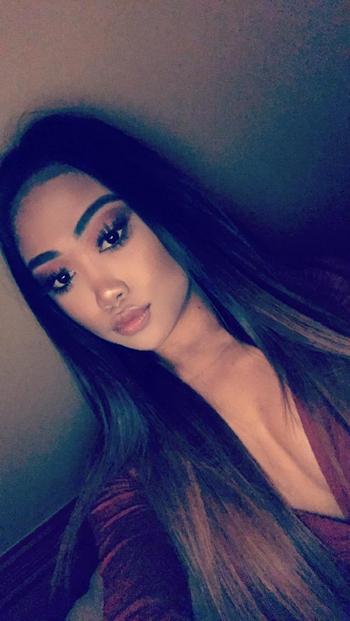 , 21  female escort, Montreal