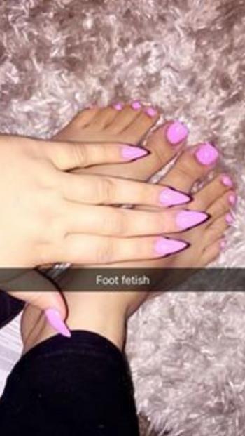 , 23  female escort, Montreal