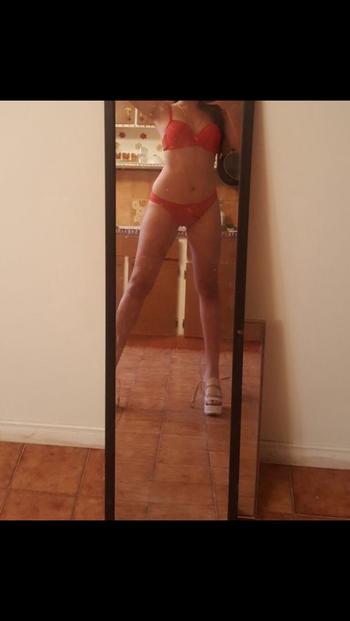 , 20  female escort, Montreal