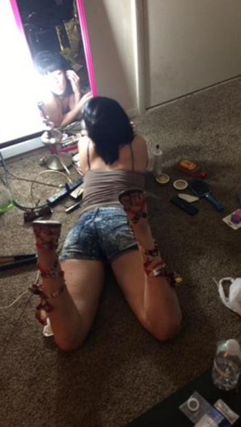 , 23  female escort, Montreal
