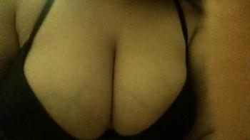 , 26  female escort, Montreal