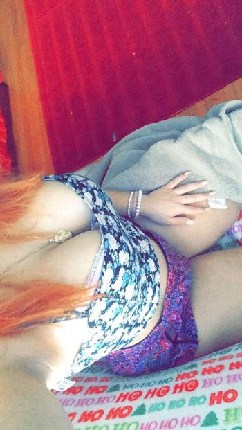 , 19  female escort, Montreal