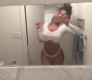 , 20  female escort, Montreal