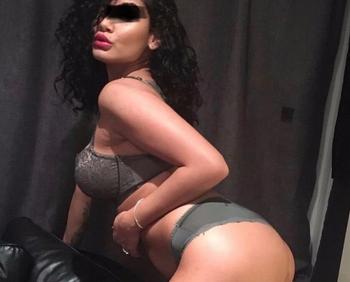 , 23  female escort, Montreal