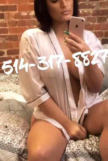 , 23  female escort, Montreal