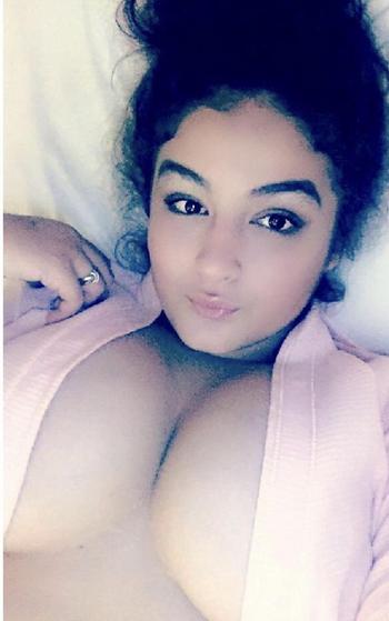 , 22  female escort, Montreal