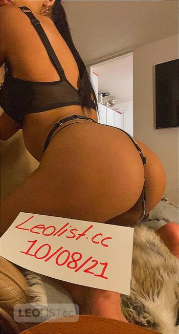Millaxoxox, 19 Mixed female escort, Montreal
