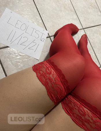 Catherineee;), 23 Caucasian/White female escort, Montreal