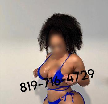 Kyara, 27 Mixed female escort, Montreal