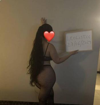 Maïssa, 25 Middle Eastern female escort, Montreal