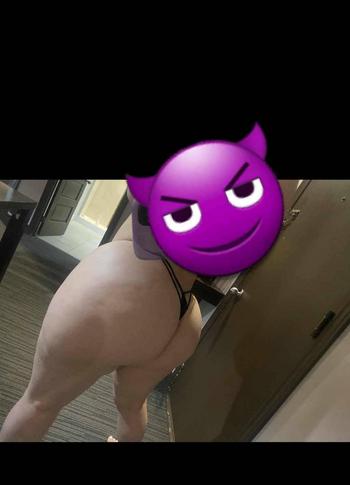 Bonnie, 26 Caucasian/White female escort, Montreal