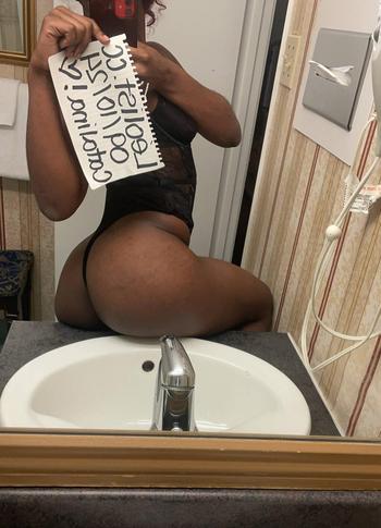 Miss_kiki, 19 Black female escort, Montreal