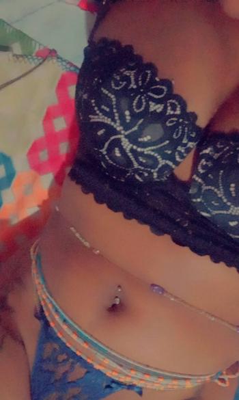 Lydia, 27 Asian female escort, Montreal