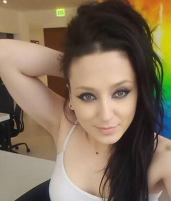 Danie, 35 Caucasian/White female escort, Montreal