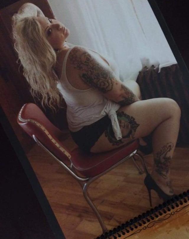 escort photo 2